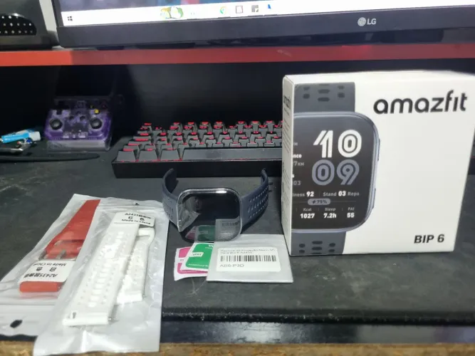 Amazfit bip 6 + duas pulseiras extras e película