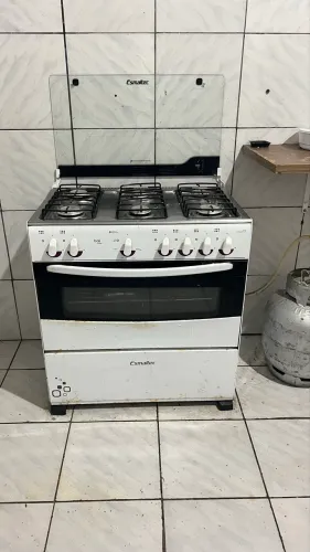 Fogão seis bocas