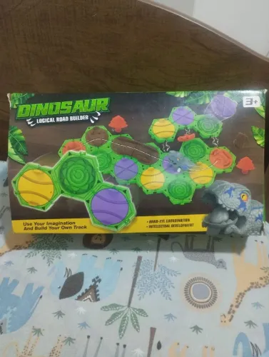 Brinquedo dinosauro