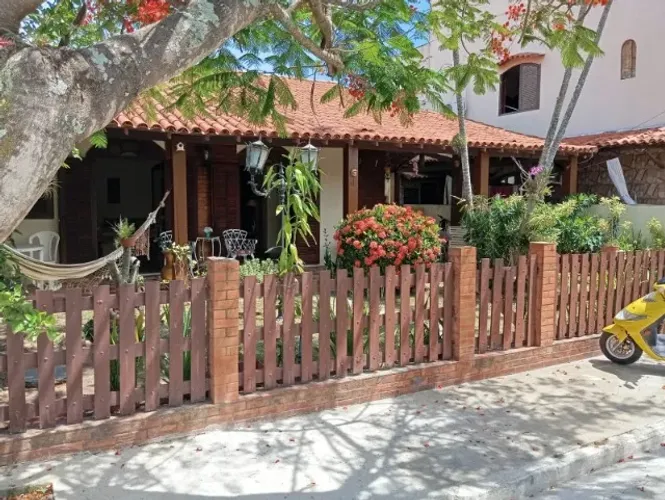 CASA 3 QUARTOS, CONDOMINIO FECHADO, EM SÃO PEDRO DA ALDEIA, RJ.