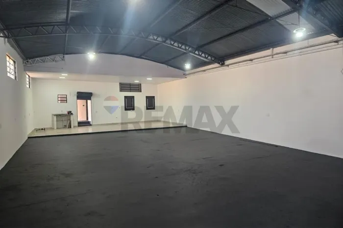 Locação Galpão com 195mts Localizado no Campos Elíseos - Ribeirão Preto/SP