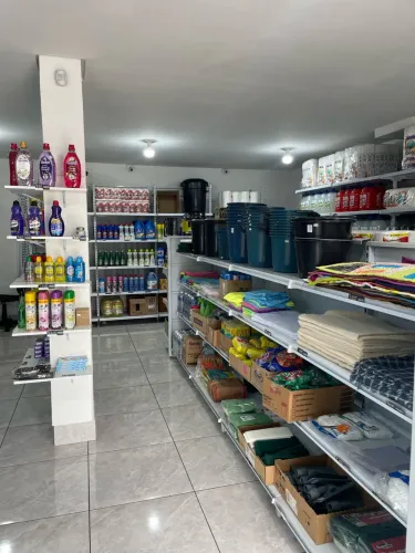 Vende loja de produtos de limpeza 