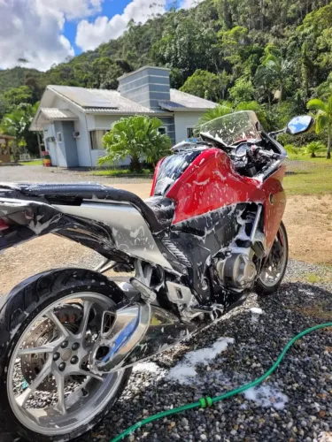 Vfr1200f 