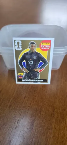 VENDO MOISES CAICEDO OURO FIGURINHA EXTRA LEGEND COPA 2026 ?