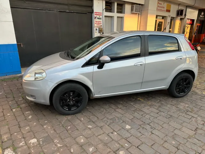 Fiat Punto ELX 1.4 Fire Flex 8V 5P 2010