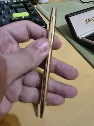 Estojo Kanoé com Canetas e Lapiseiras Douradas