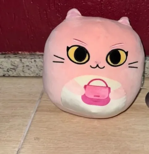Pelucia gatinha
