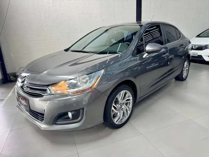 Citroen C4 Lounge Exclusive 1.6 Turbo 4P Aut. 2014