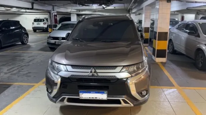 Mitsubishi Outlander HPE-S 3.0 V6 4X4 5P Aut. 2020