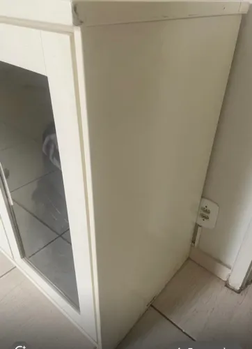 Comoda laqueada