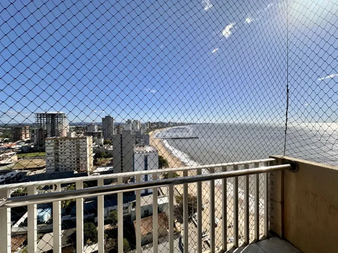 Apartamento mobiliado vista mar, disponível para locação anual no centro de Balneário Piça