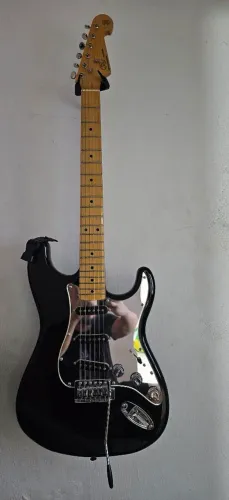 Guitarra SX strato SST57