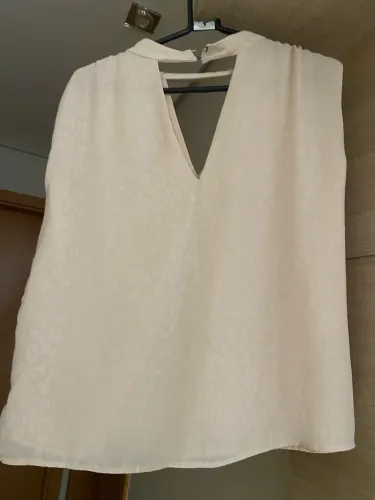 Blusa Feminina sem manga