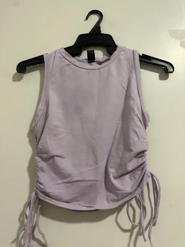 Mini blusa com amarração lateral -Roxo claro
