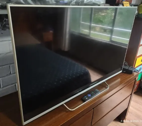 Tv LCD 50 Pol. SONY c/ defeito backlight (Led) em excelente estado.