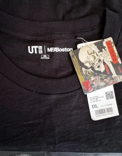 camiseta uniqlo ukiyo-e estampa japonesa