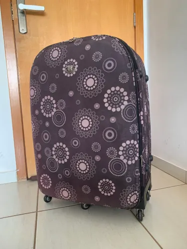 Mala grande com 05 rodinhas 