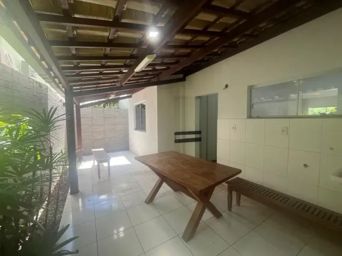 Excelente apartamento com garden Buraquinho