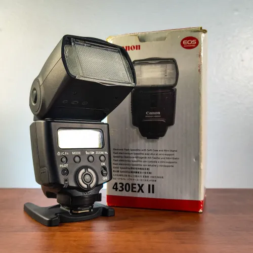 Flash canon speedlight 430ex II - NOVO