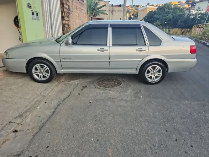 Volkswagen Santana Comfortline 1.8 MI 8V 4P 2006