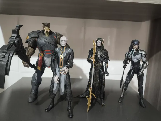 Filhos de Thanos Marvel Legends (Não aceito ofertas)