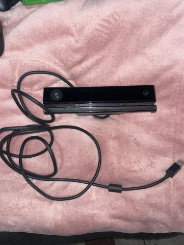Kit Acessórios Xbox One Originais (Pouco Usado) - 2 Controles + Kinect + Headset
