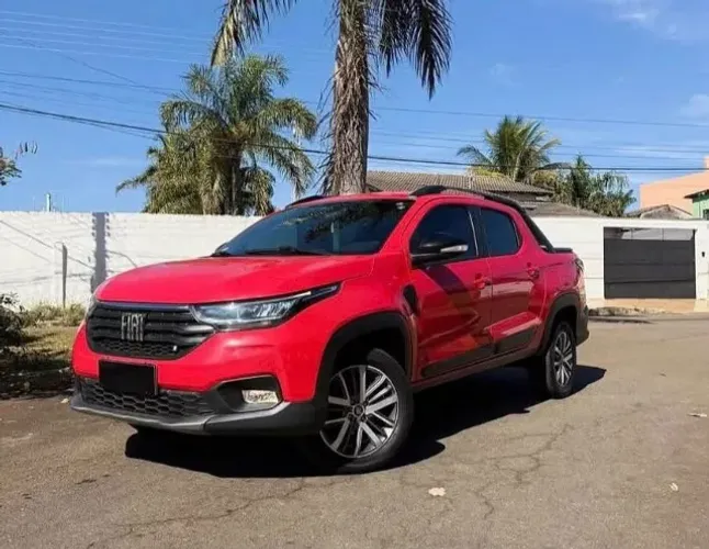 Fiat Strada Volcano 1.3 Flex 8V CD 2024