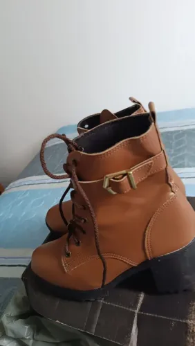 Vendo essa linda bota