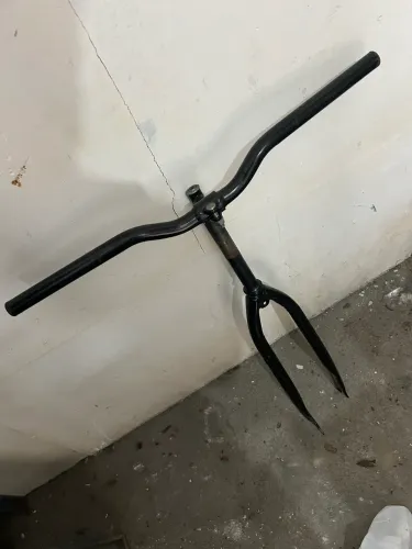 Guidão e Garfo de bicicleta aro29