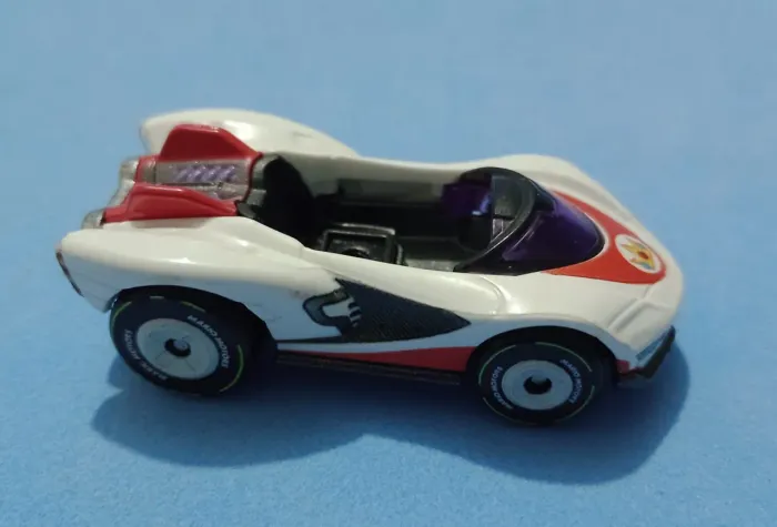 Hot Wheels Mário Kart, princesa Peaches.
