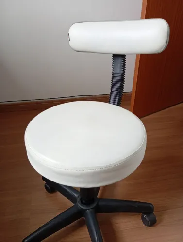 Cadeira para escritório/ de rodinhas