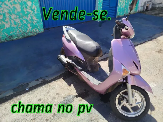 Moto está linda