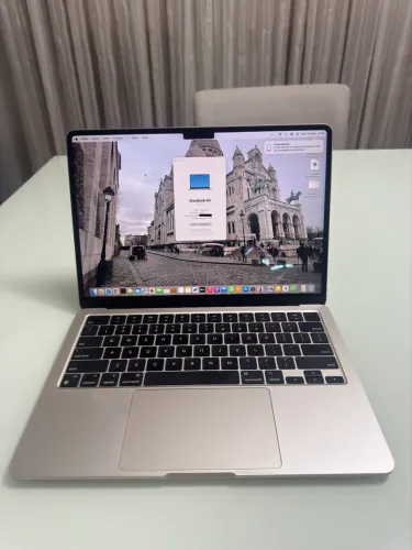 MACBOOK AIR M2 2022 256GB BATERIA 98% - Envio Olx Pay