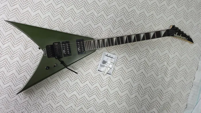 Guitarra Jackson King V