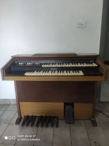 Orgao Eletrônico ITSON IT-900 VENDA OU TROCA