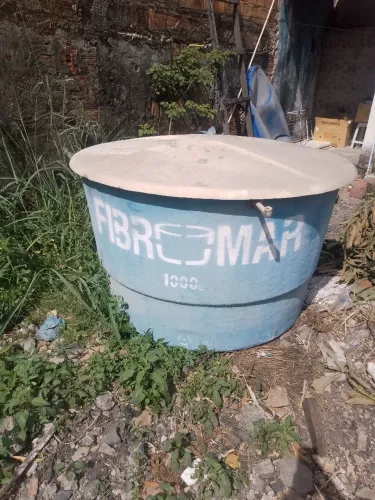 Caixa d'água 1000L