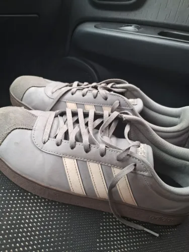 Tenis adidas original