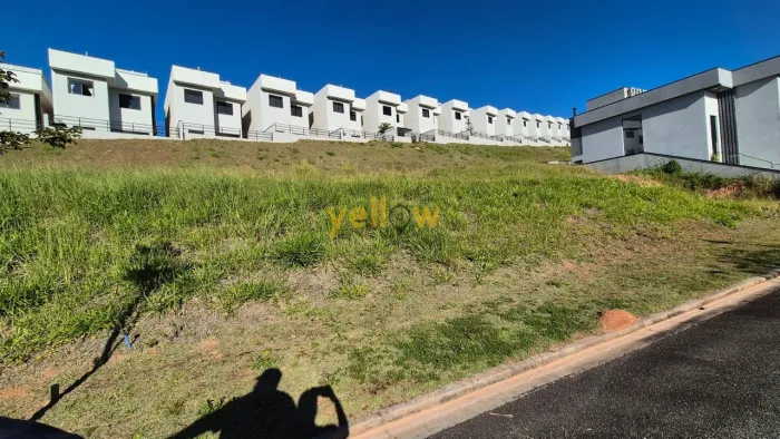 Casa em Condomínio Fechado em Morro Grande - Santa Isabel, SP