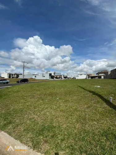 Terreno esquina à venda, 326 m² por R$ 320.000 - Condomínio Monterrey - Monte Mor/SP