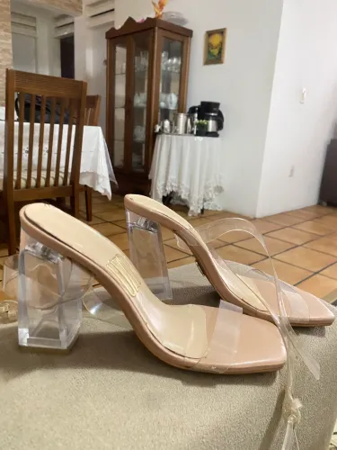 Salto alto Uzza Shoes