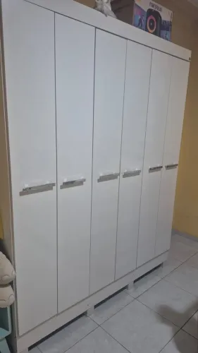 Guarda Roupa Casal 6 portas todo ok