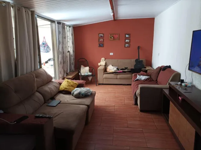 Vendo casa ótima localização, jardim Radialista lll.