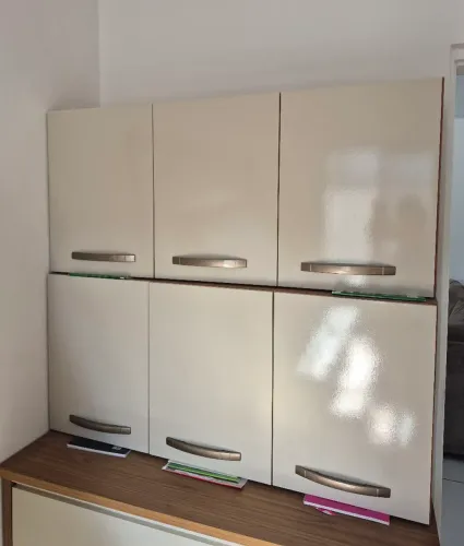 Armário de parede tamanho 2,40