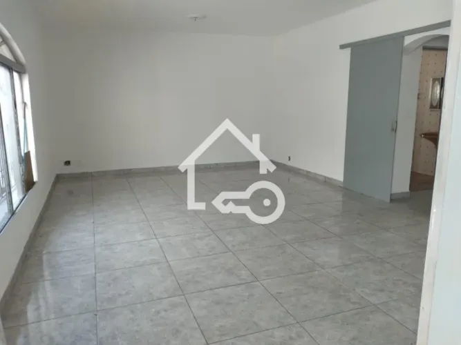 Imperdível oportunidade: Casa para locação Comercial ou Residencial com 5 quartos e 5 suít