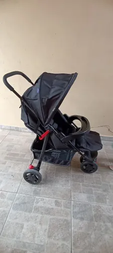 Carrinho bebê Cosco kids Toffy, Preto 3 rodas até 15kg