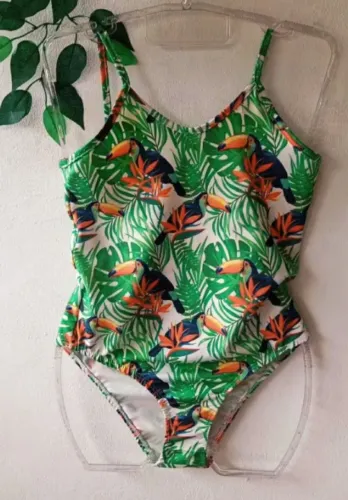Maaiô roupa de praia piscina verão feminino semi novo brechó desapego tamanho M 38/40
