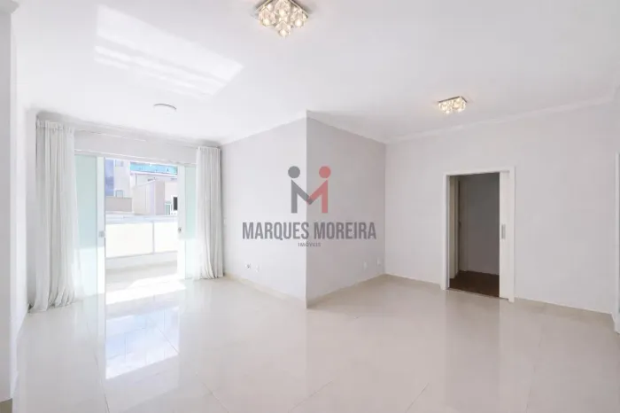 Apartamento excelente no Santa Helena em Juiz de Fora | 4 Quartos  1 Suítes 2 Banheiros 3 