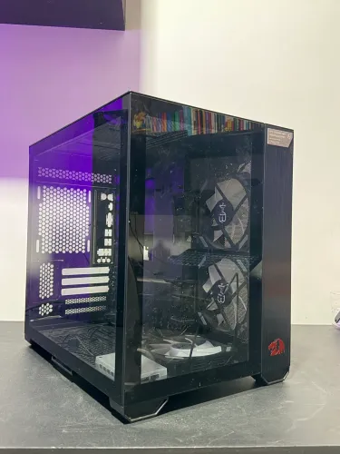 Lian Li Redragon 011 Dynamic Mini
