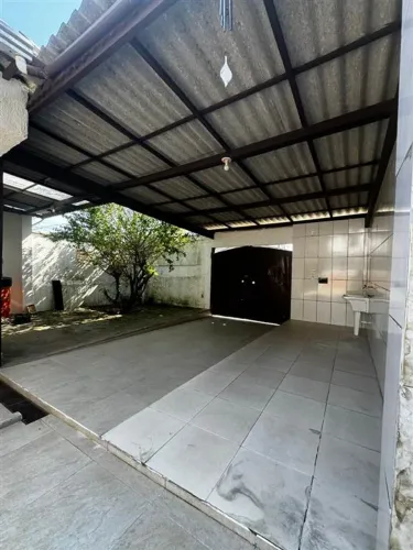 CASA ISOLADA, COM EDÍCULA INDIVIDUAL, BAIRRO CANTO DOFORTE, NA IMOBILIÁRIA EM PRAIA GRANDE