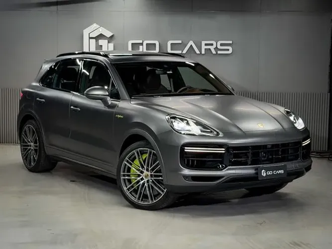 Porsche Cayenne Turbo S E-hybrid 4.0 V8 680cv 2023
